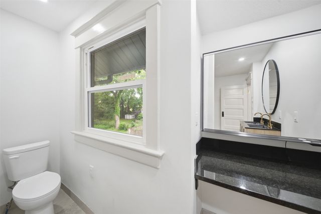 2506 High Street, Des Moines, IA 50312