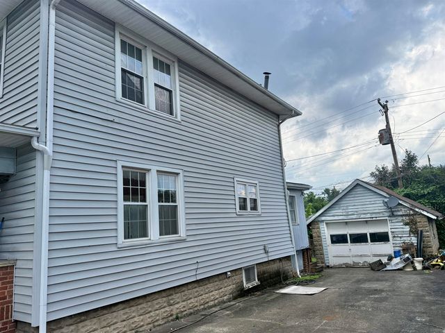 4030 Piedmont Road, Huntington, WV 25704