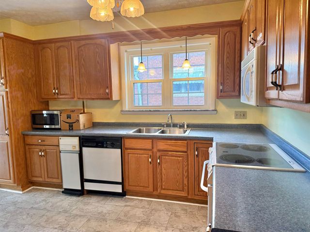 4030 Piedmont Road, Huntington, WV 25704