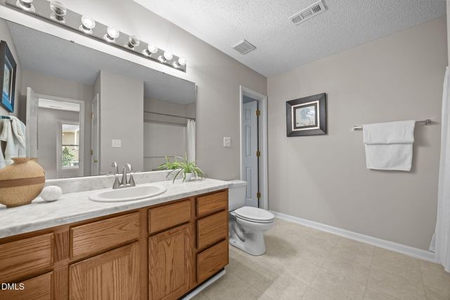 16 Crystal Oaks Court, Durham, NC 27707