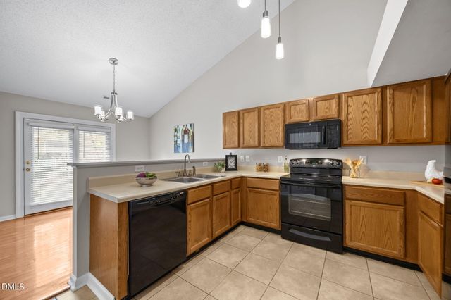 16 Crystal Oaks Court, Durham, NC 27707