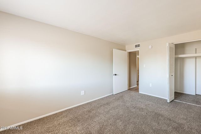 3640 E WILLOW Avenue, Phoenix, AZ 85032