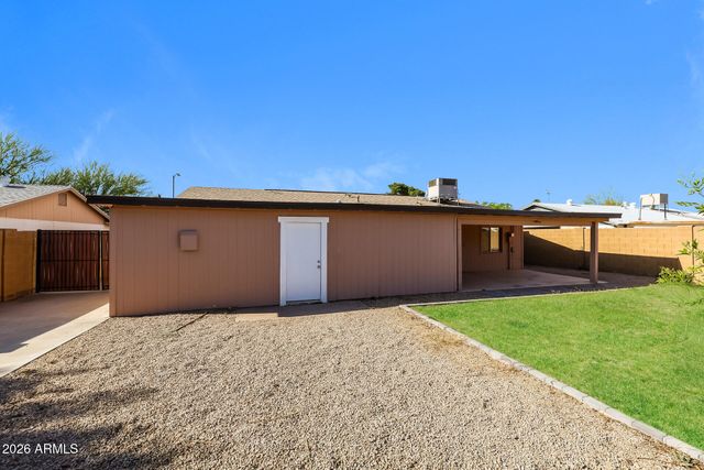 3640 E WILLOW Avenue, Phoenix, AZ 85032