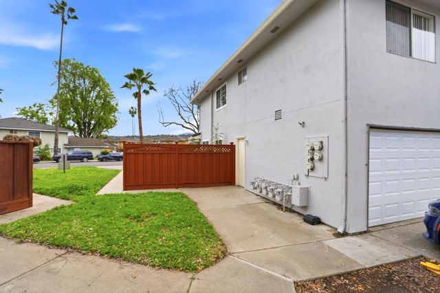 5727 Playa Del Rey 3, San Jose, CA 95123