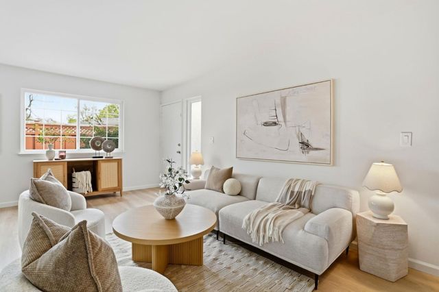 5727 Playa Del Rey 3, San Jose, CA 95123