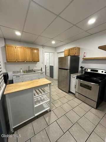 515 Hamilton Street, Albany, NY 12203