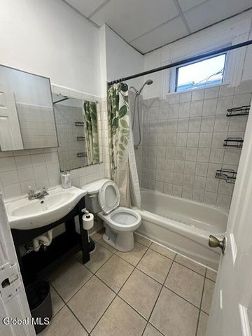 515 Hamilton Street, Albany, NY 12203