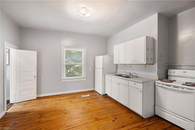 1307 Stonewall Avenue, Burlington, NC 27217