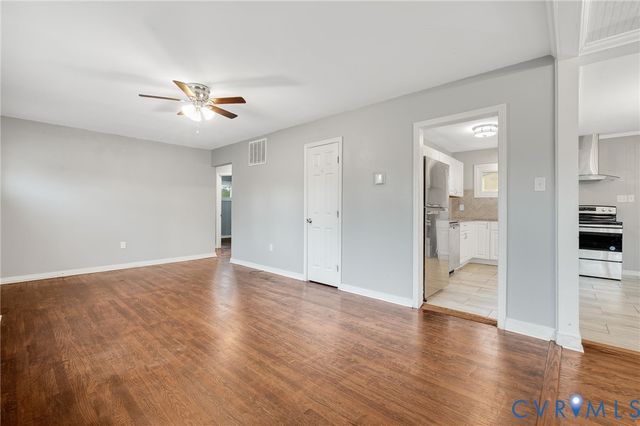6100 Phelps St, Glen Allen, VA 23060