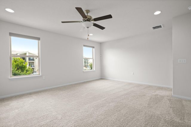 521 Falkland TRCE, Pflugerville, TX 78660