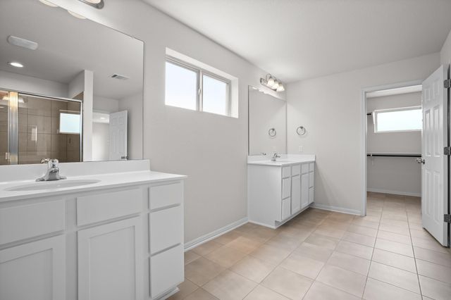 521 Falkland TRCE, Pflugerville, TX 78660