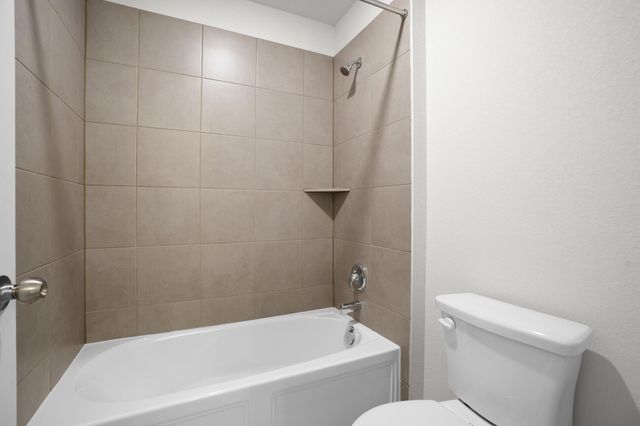 521 Falkland TRCE, Pflugerville, TX 78660