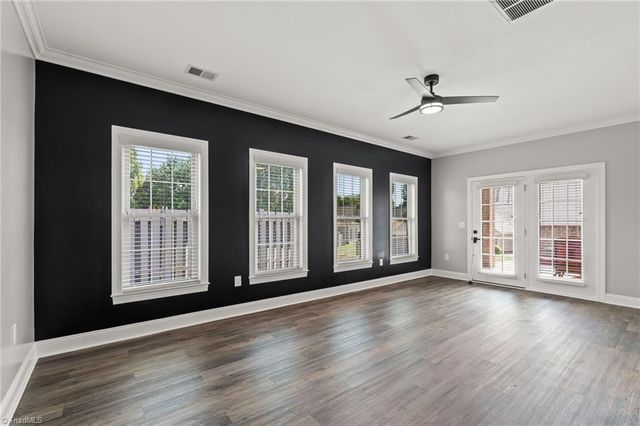 4318 Rockledge Lane, Thomasville, NC 27360