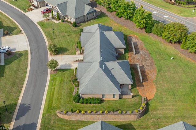4318 Rockledge Lane, Thomasville, NC 27360