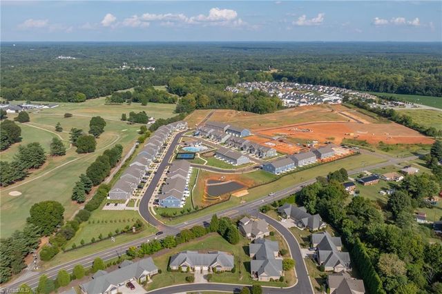 4318 Rockledge Lane, Thomasville, NC 27360