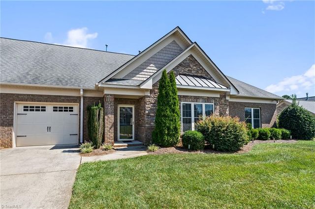 4318 Rockledge Lane, Thomasville, NC 27360