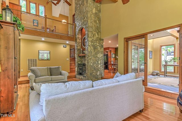 299 South Rufe Taylor Road, Greeneville, TN 37745