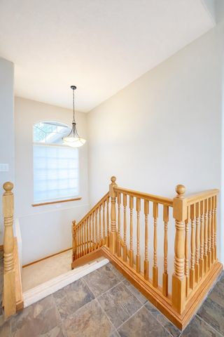 7010 N EAST BLUFF Ct, Spokane, WA 99218