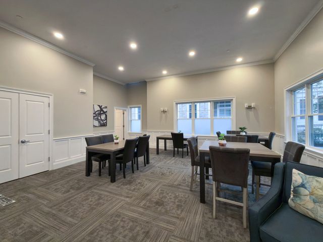 320 Middlesex Ave A402, Medford, MA 02155