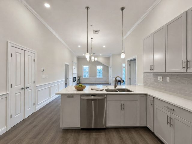 320 Middlesex Ave A402, Medford, MA 02155