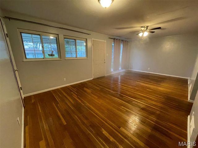 204 Roderick Drive, Unincorporated, MO 63137
