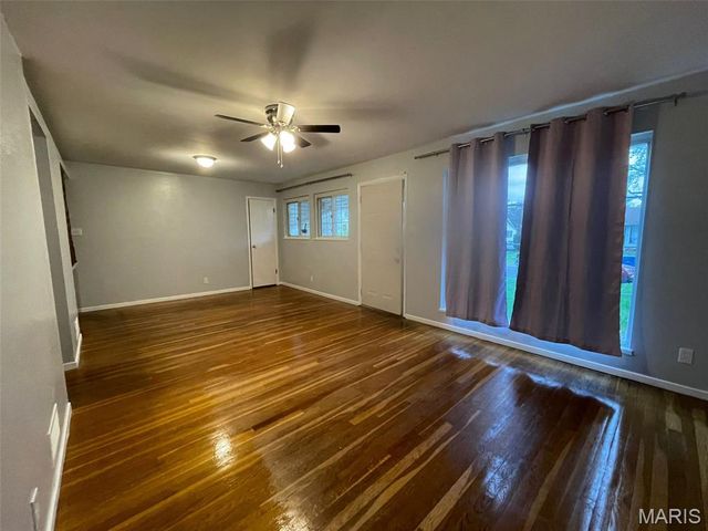 204 Roderick Drive, Unincorporated, MO 63137