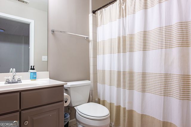 1064 Davis Circle NW, Atlanta, GA 30318