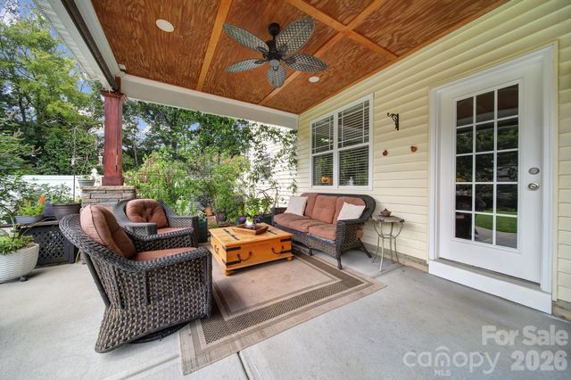 222 Juanita Drive, Pineville, NC 28134