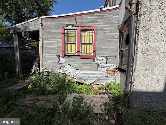 1168 ATLANTIC AVE, Camden, NJ 08104