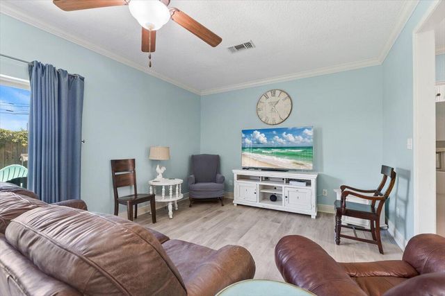 1965 Mooring Drive, Navarre, FL 32566
