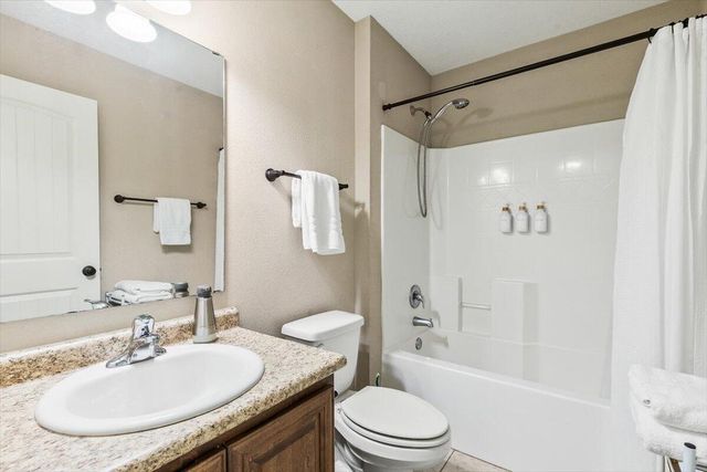 1965 Mooring Drive, Navarre, FL 32566