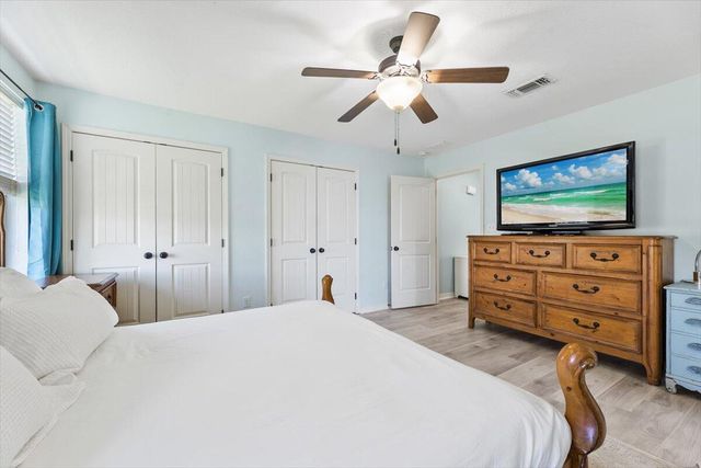 1965 Mooring Drive, Navarre, FL 32566