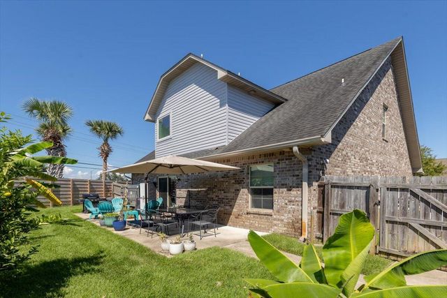 1965 Mooring Drive, Navarre, FL 32566