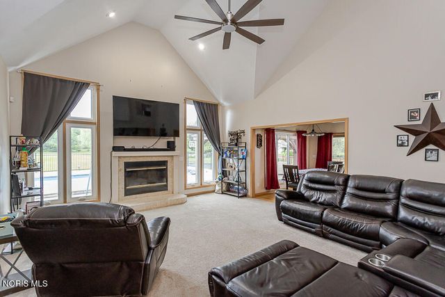 3005 Albon Road, Maumee, OH 43537