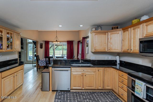 3005 Albon Road, Maumee, OH 43537