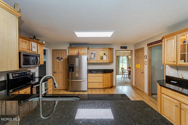 3005 Albon Road, Maumee, OH 43537