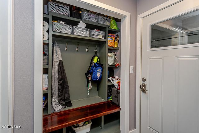 3005 Albon Road, Maumee, OH 43537