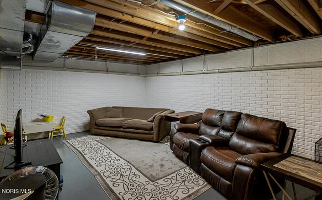 3005 Albon Road, Maumee, OH 43537