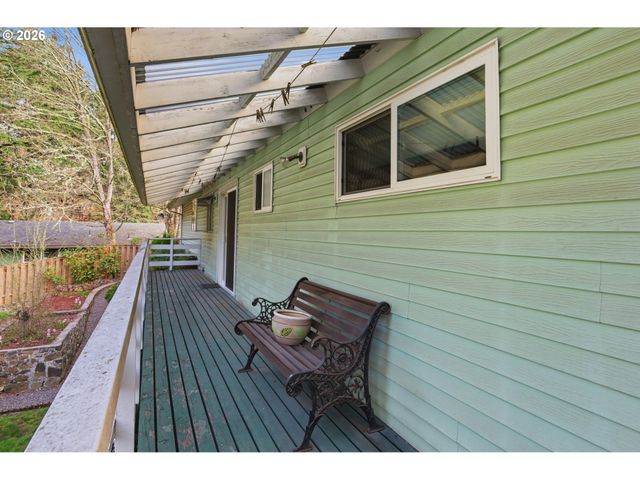 4320 FOX HOLLOW Rd, Eugene, OR 97405