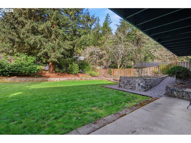 4320 FOX HOLLOW Rd, Eugene, OR 97405