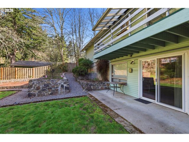 4320 FOX HOLLOW Rd, Eugene, OR 97405