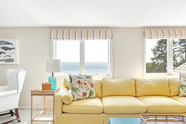 515 Indian Avenue, Middletown, RI 02842