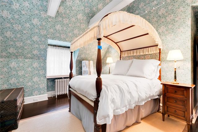 515 Indian Avenue, Middletown, RI 02842