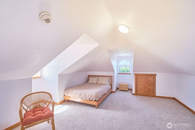 238 25th Street NW, Long Beach, WA 98631