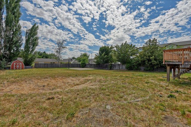 3318 E 55TH Ave, Spokane, WA 99223