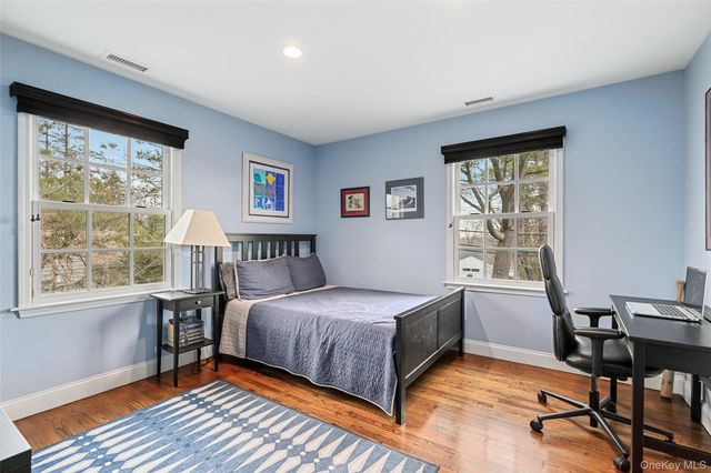 6 Old Oak Road, Rye Brook, NY 10573