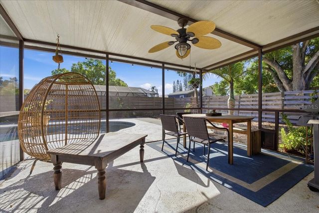 1467 GEORGETOWNE DRIVE, Sarasota, FL 34232