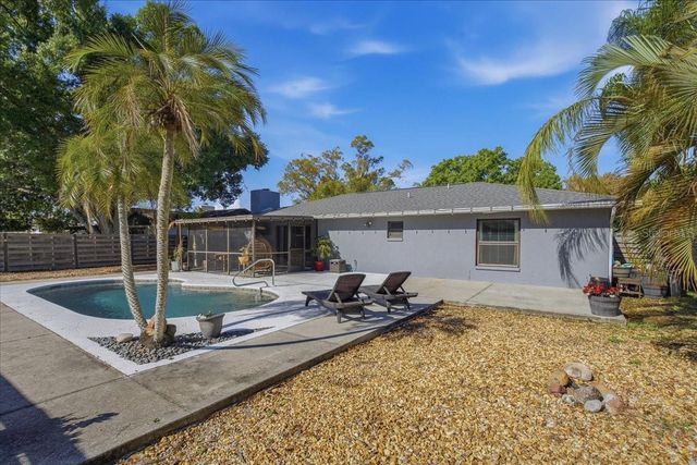 1467 GEORGETOWNE DRIVE, Sarasota, FL 34232