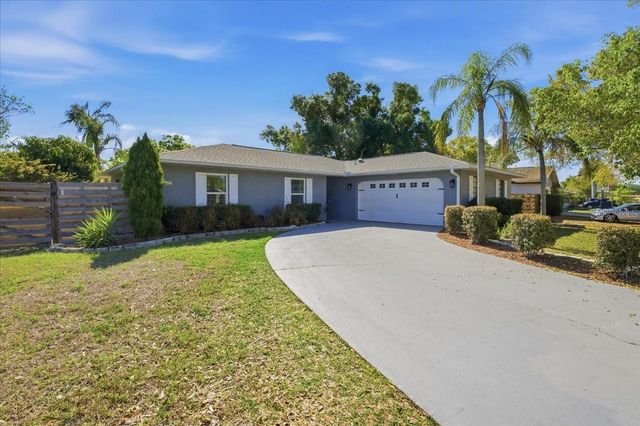 1467 GEORGETOWNE DRIVE, Sarasota, FL 34232