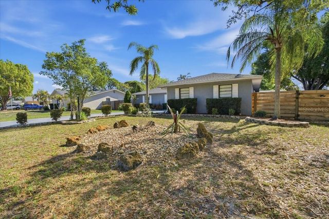 1467 GEORGETOWNE DRIVE, Sarasota, FL 34232